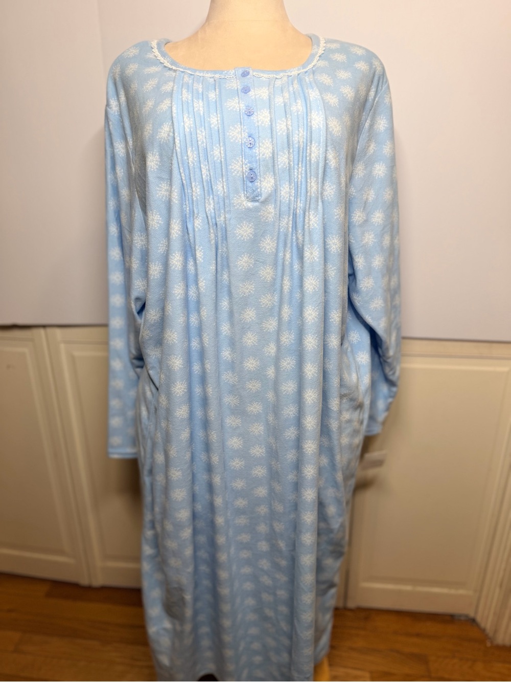 NWT Croft & Barrow 3X Blue Velour Snowflake Long Nightgown Grandmacore Prairie
